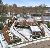 Haus zum Kaufen in Bad Segeberg 1.080.000,00 € 500 m²