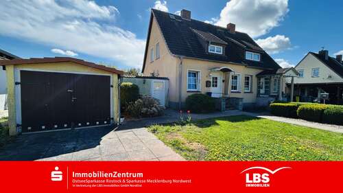 Foto - Haus zum Kaufen in Laage 99.000,00 € 70 m²