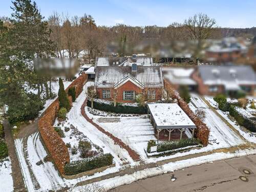 Foto - Haus zum Kaufen in Bad Segeberg 1.080.000,00 € 236.12 m²