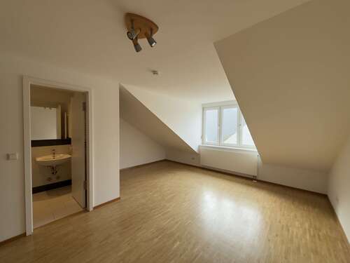 Foto - Wohnung zum Mieten in Frankfurt am Main 700,00 € 20 m²