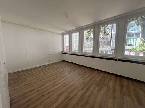 Foto - Büro in Ulm 1.200,00 € 80 m² - 1.200,00&nbsp;EUR Kaltmiete, ca.&nbsp; 80,00&nbsp;m&sup2;