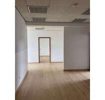 Büro in Rosenheim 1.750,00 € 159 m²