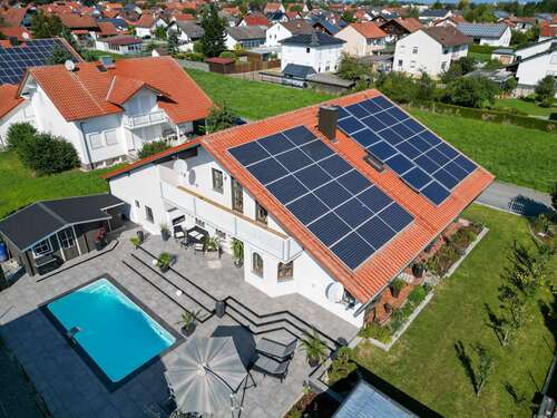 Foto - Haus zum Kaufen in Wallersdorf 619.000,00 € 246 m²