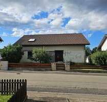 Haus zum Kaufen in Neuhausen 330.000,00 € 156.26 m²