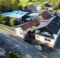 Haus zum Kaufen in Schöffengrund-Niederwetz 549.000,00 € 358 m²