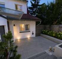 Wohnung zum Kaufen in Stuttgart 2.300.000,00 € 251 m²