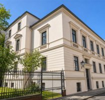 Haus zum Kaufen in Berlin 4.675.000,00 € 670.1 m²