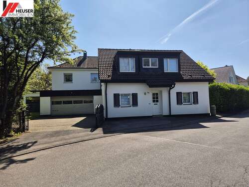 Foto - Haus zum Kaufen in Remscheid 650.000,00 € 247 m²