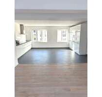 Wohnung zum Mieten in Düsseldorf 2.600,00 € 137 m²