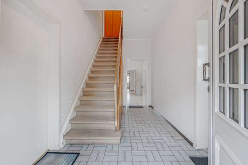 Foto - Haus zum Kaufen in Bochum Wattenscheid 399.000,00 € 197 m²