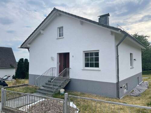 Foto - Wohnung zum Mieten in Much 450,00 € 68 m²