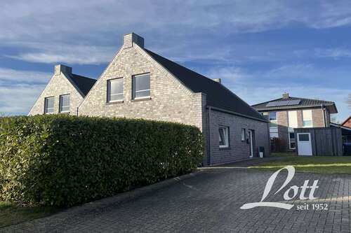 Foto - Haus zum Mieten in ApenAugustfehn 850,00 € 82 m²