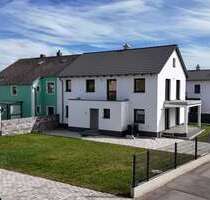 Haus zum Kaufen in Maxhütte-Haidhof 650.000,00 € 188.6 m²