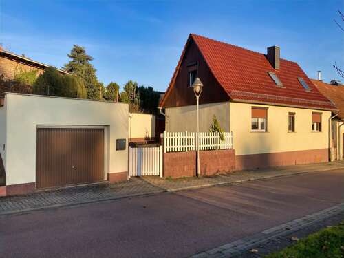 Foto - Haus zum Kaufen in Benndorf 155.000,00 € 90 m²