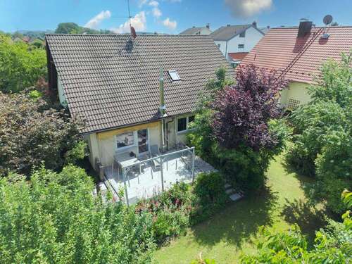 Foto - Haus zum Kaufen in Weitramsdorf - Weidach 389.000,00 € 153 m²