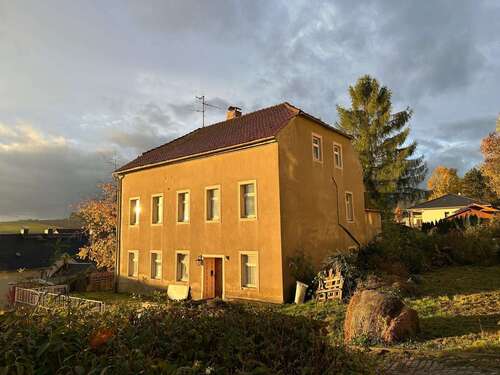 Foto - Haus zum Kaufen in Grünhainichen 28.000,00 € 185 m²