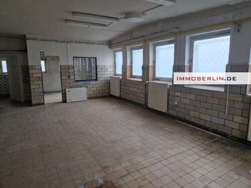 Foto - Grundstück zu verkaufen in Berlin 910.000,00 € 738 m²