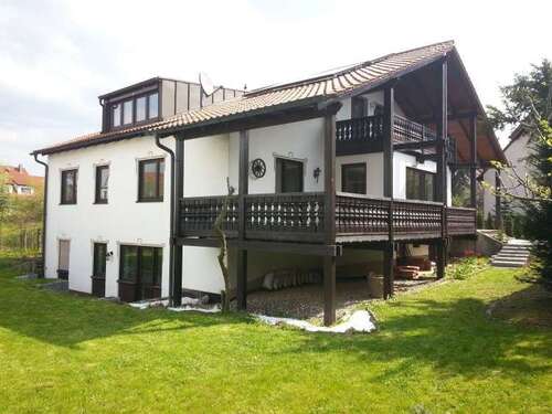 Foto - Haus zum Mieten in Uttenreuth 2.950,00 € 316 m²
