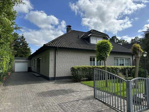 Foto - Haus zum Kaufen in Rhauderfehn 289.000,00 € 210 m²