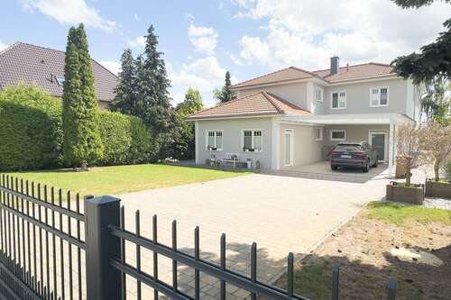 Foto - Haus zum Kaufen in Ahrensfelde 890.000,00 € 227.1 m²