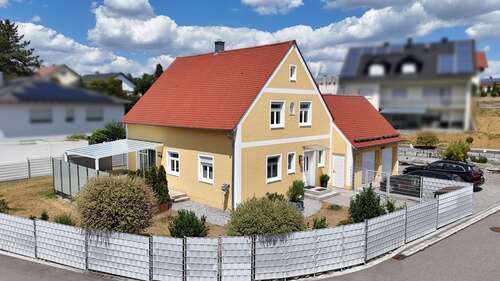 Foto - Haus zum Kaufen in Holzheim am Forst 599.000,00 € 117 m²