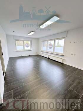 Foto - Wohnung zum Mieten in Oberhausen 950,00 € 114 m²
