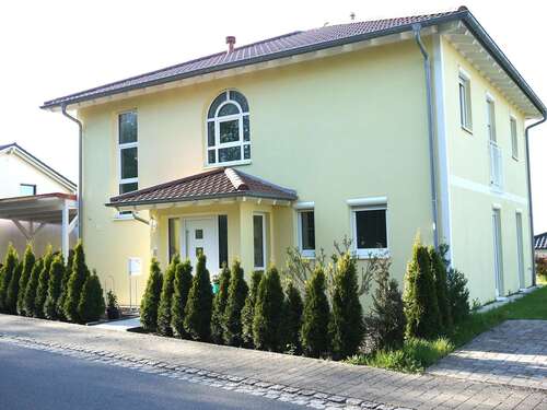 Foto - Haus zum Kaufen in Roigheim 599.900,00 € 163 m²