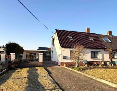 Foto - Haus zum Kaufen in Sandersdorf-Brehna 150.000,00 € 118.21 m²