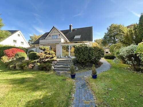 Foto - Haus zum Kaufen in Mönkeberg 695.000,00 € 323.81 m²