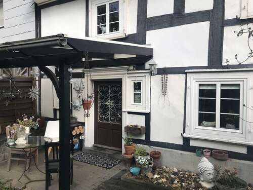 Foto - Haus zum Kaufen in Gummersbach 149.000,00 € 149 m²