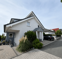 Haus zum Kaufen in Hanau 990.000,00 € 240 m²