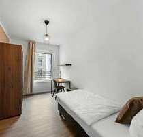 WG-Zimmer in Berlin 820,00 € 12 m²