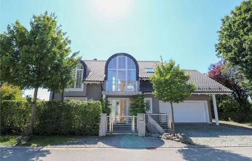 Foto - Haus zum Kaufen in Forstinning 1.890.000,00 € 302 m²