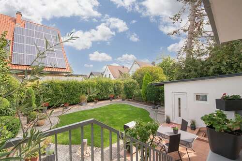 Foto - Haus zum Kaufen in Altrip 640.000,00 € 208.6 m²