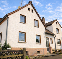 Haus zum Kaufen in Staufenberg 223.000,00 € 120 m²