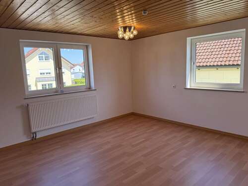 Foto - Wohnung zum Mieten in Attenkirchen 800,00 € 63 m²