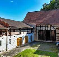 Haus zum Kaufen in Saalfeld 198.500,00 € 245 m²