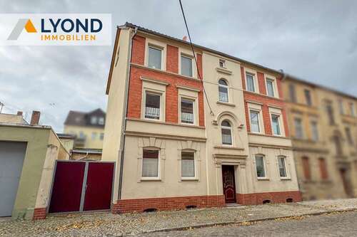 Foto - Haus zum Kaufen in Staßfurt 179.900,00 € 299 m²