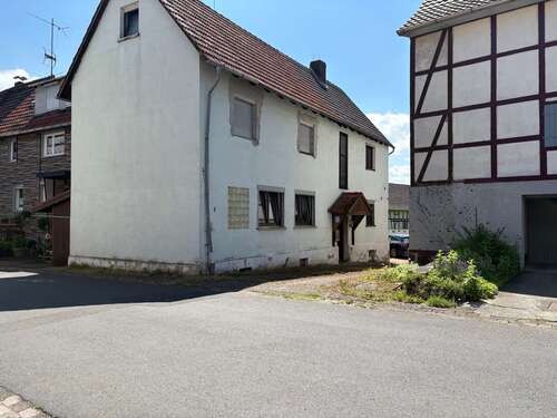 Foto - Haus zum Kaufen in Wabern 115.000,00 € 178 m²