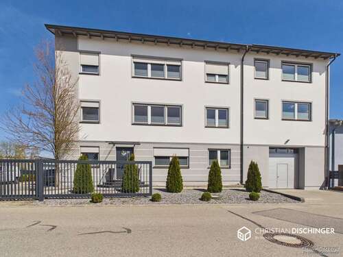 Foto - Halle in Regensburg 1.390.000,00 € 311 m²