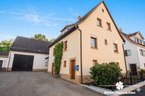 Foto - Haus zum Kaufen in Weibersbrunn 329.000,00 € 136 m²