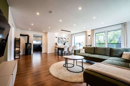 Foto - Haus zum Kaufen in Üchtelhausen 635.000,00 € 157.76 m²