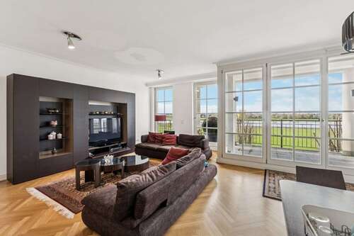 Foto - Wohnung zum Mieten in Düsseldorf - Golzheim 5.010,00 € 199 m²