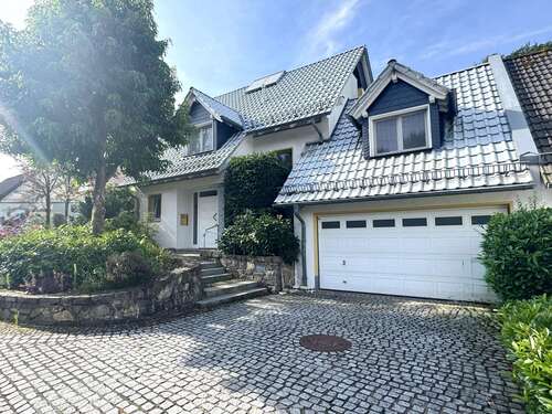 Foto - Haus zum Kaufen in Oerlinghausen 679.000,00 € 169 m²