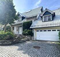 Haus zum Kaufen in Oerlinghausen 679.000,00 € 169 m²