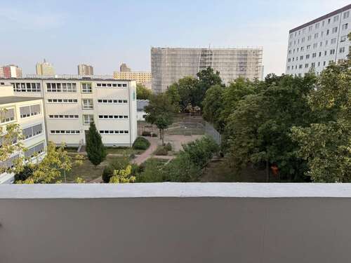 Foto - Wohnung zum Mieten in Halle (Saale) 349,00 € 57 m²