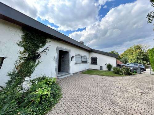 Foto - Haus zum Kaufen in Krauchenwies 399.000,00 € 275 m²