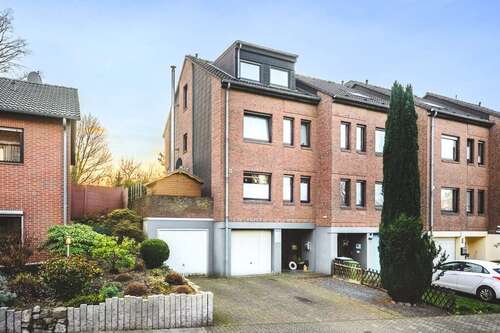 Foto - Haus zum Kaufen in Herzogenrath 329.000,00 € 115.79 m²