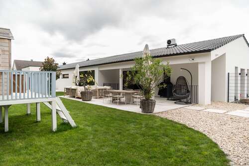 Foto - Haus zum Kaufen in Karlsruhe 2.580.000,00 € 480 m²