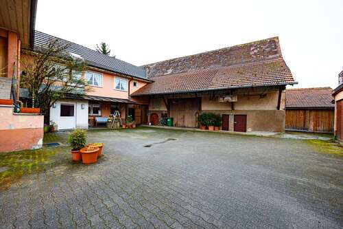 Foto - Haus zum Kaufen in Emmendingen 1.300.000,00 € 650 m²